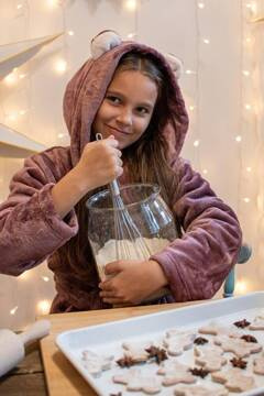 Jagodowy szlafrok dziewczęcy z kapturkiem De lafense 730 Serena