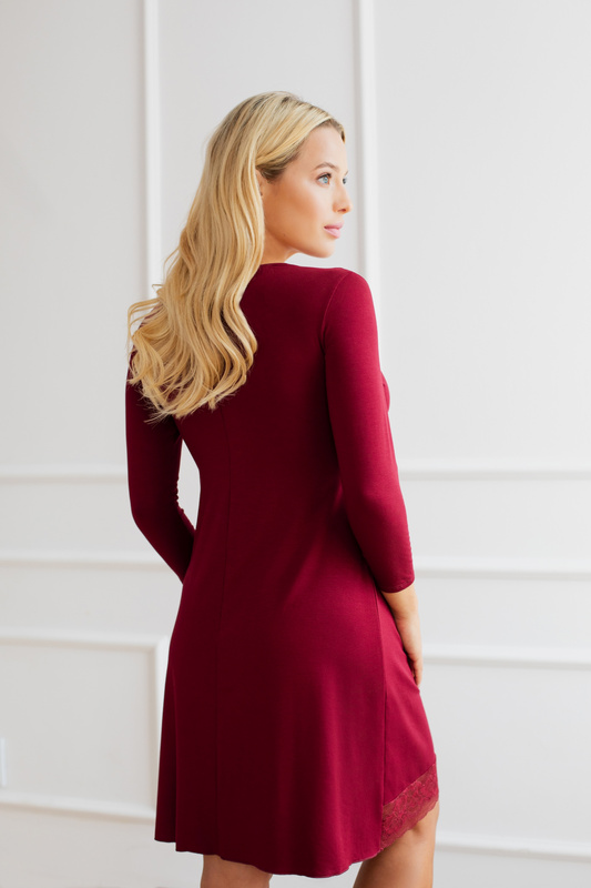 Elegancka koszula nocna z koronkowym obszyciem  Babella  THELMA 