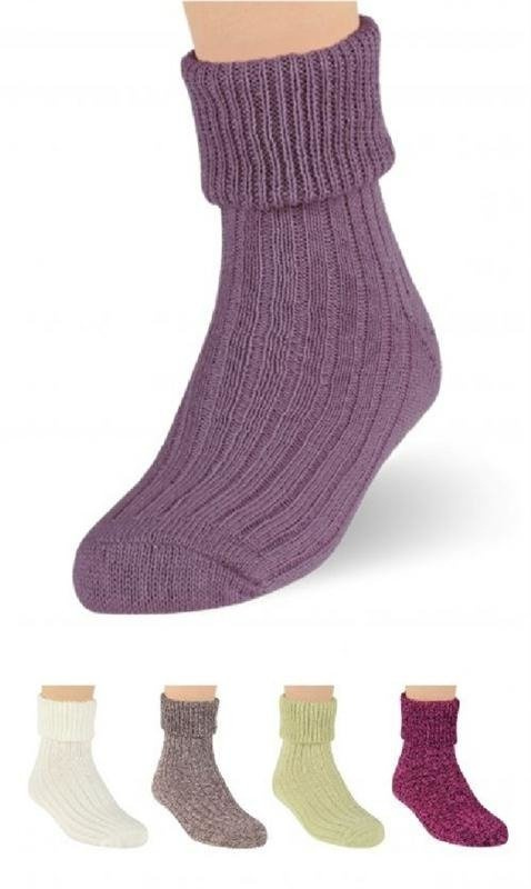 Ciepłe, nieuciskające skarpetki damskie Steven - 067 / czarne