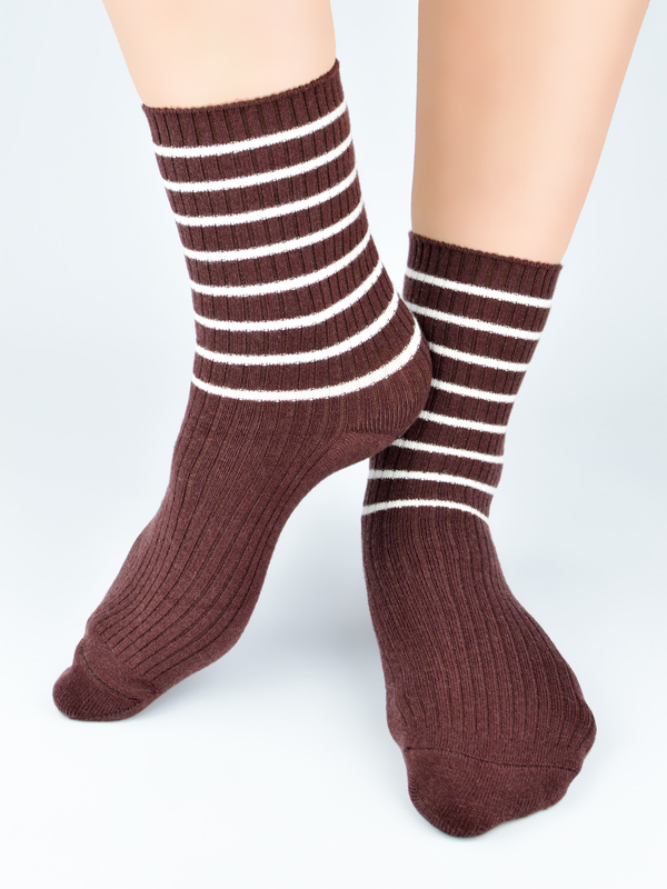 Skarpety damskie z wełną w paski SB140 brązowe - Noviti