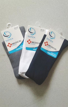 Ciemnoszare bezuciskowe skarpetki męskie Sotex / 4522